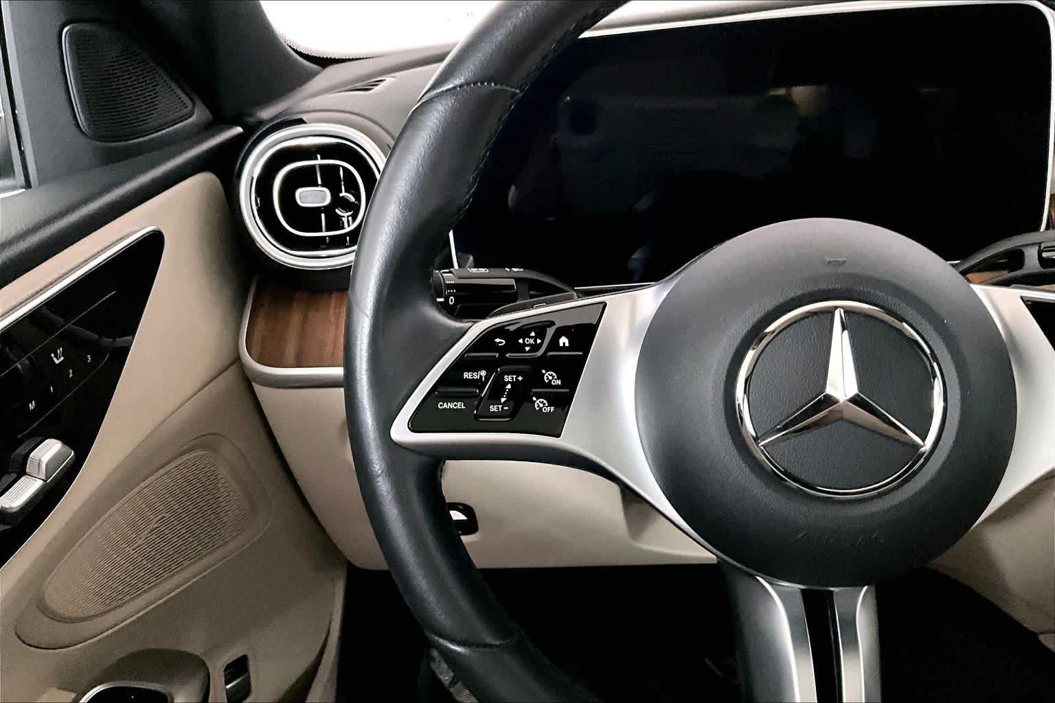 Certified 2024 Mercedes-Benz C 300 4MATIC Sedan image 24