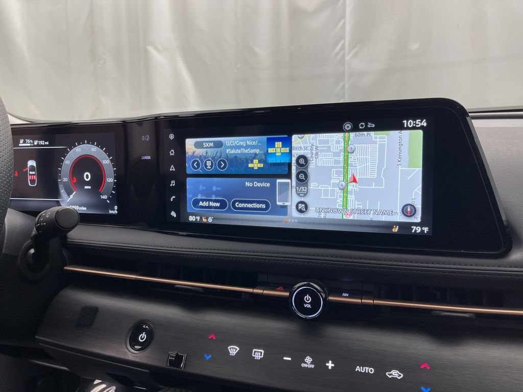 Used 2023 Nissan Ariya AWD image 16