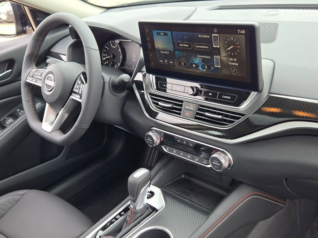 New 2026 Nissan Altima 2.5 SR w/ SR Premium Package AWD/4WD image 6
