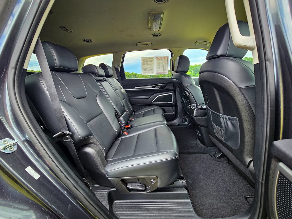 Used 2022 Kia Telluride LX AWD/4WD image 39