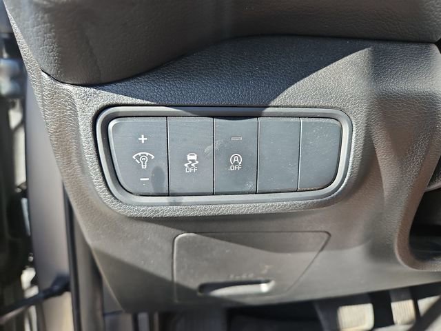 Used 2023 Kia Soul LX w/ LX Technology Package image 16