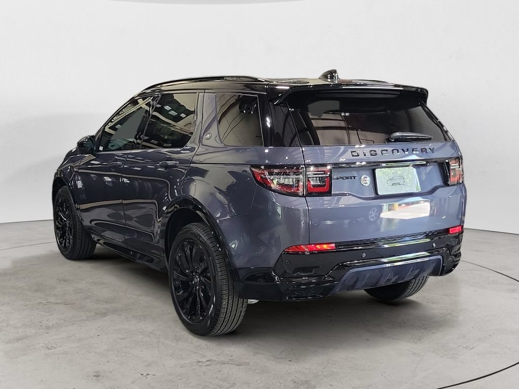Used 2024 Land Rover Discovery Sport Dynamic SE AWD/4WD image 3