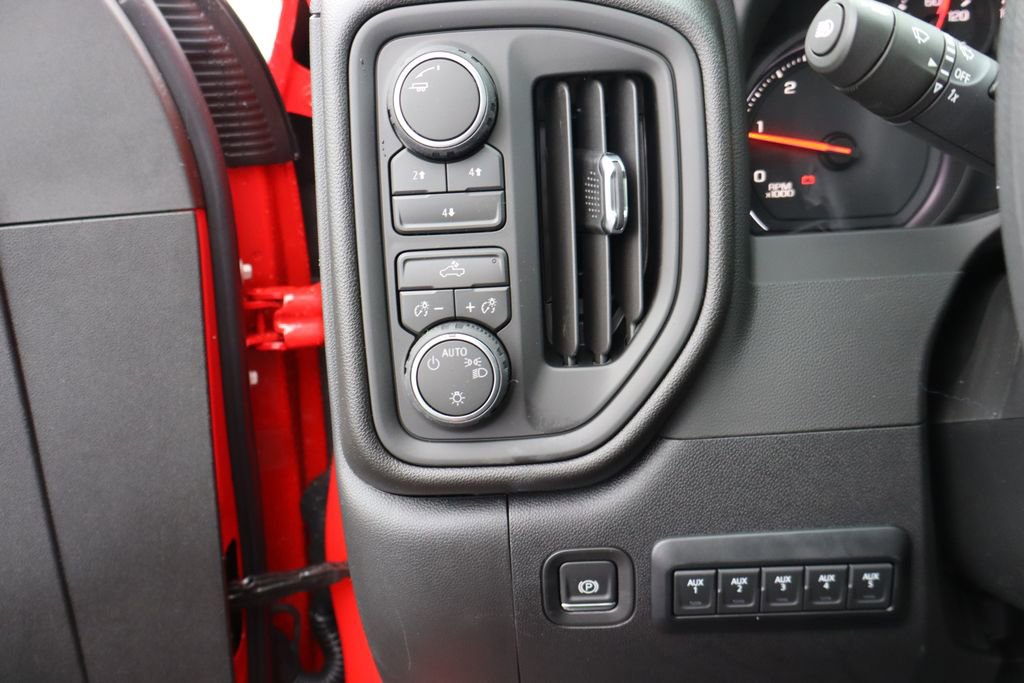 New 2026 Chevrolet Silverado 3500 W/T image 9