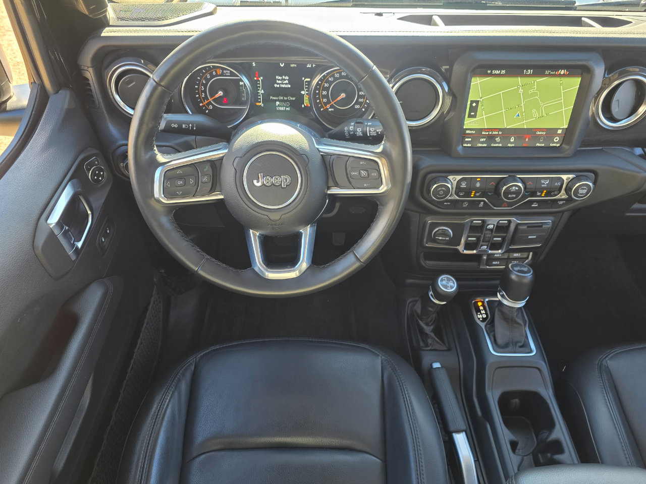 Used 2022 Jeep Wrangler Unlimited Sahara image 13