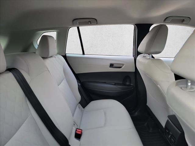 Used 2025 Toyota Corolla Cross L image 16