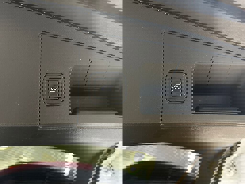 Certified 2024 Cadillac XT5 Luxury image 28