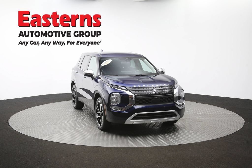 Used 2023 Mitsubishi Outlander SE AWD/4WD image 51