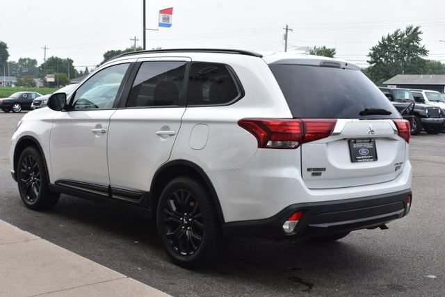 Used 2018 Mitsubishi Outlander LE AWD/4WD image 13