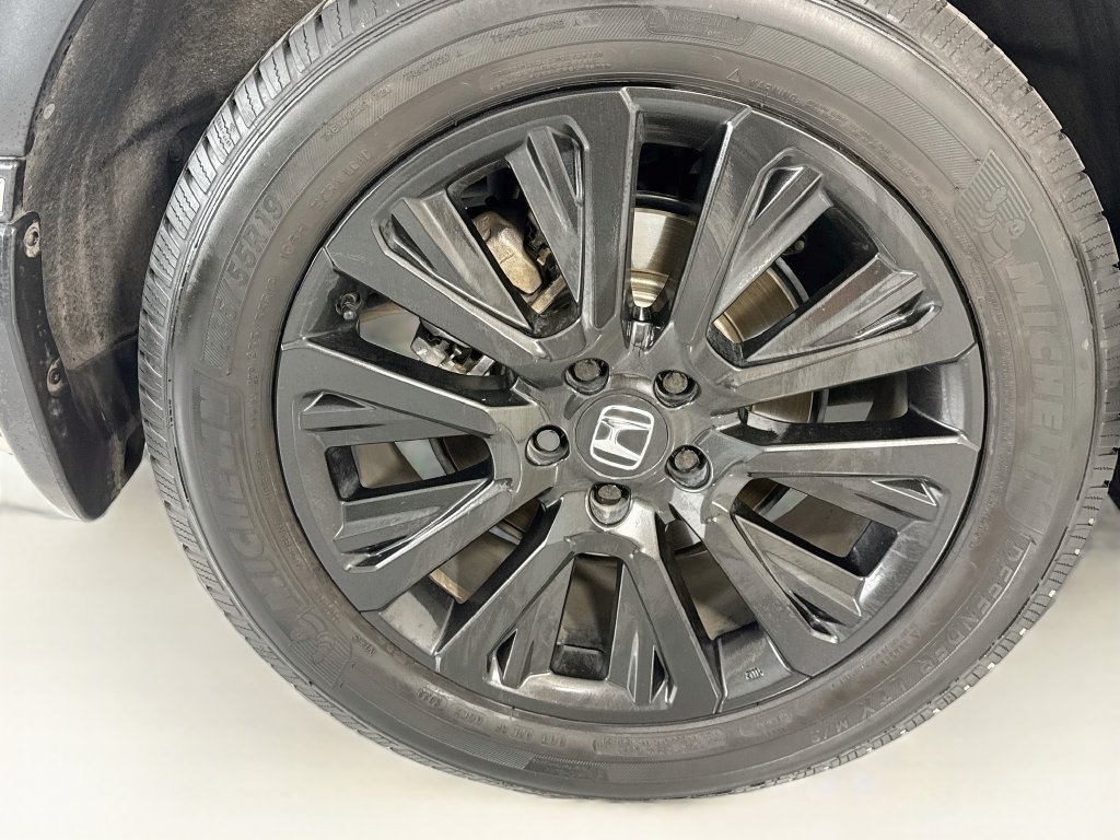 Used 2020 Honda CR-V Touring image 33