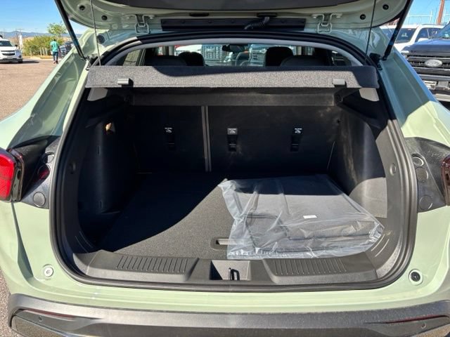 New 2026 Chevrolet Trax ACTIV w/ Driver Confidence Package FWD image 18