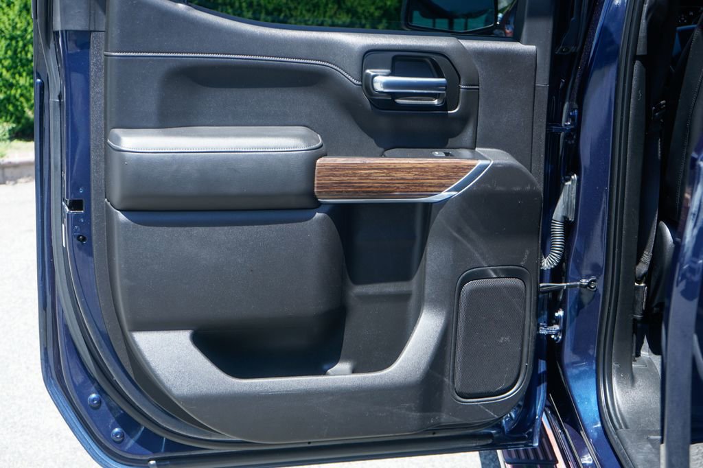 Used 2019 Chevrolet Silverado 1500 High Country AWD/4WD image 37