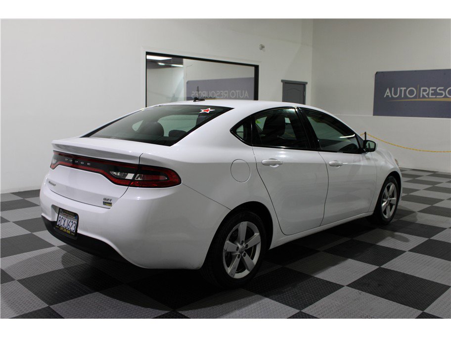 Used 2016 Dodge Dart SXT image 4