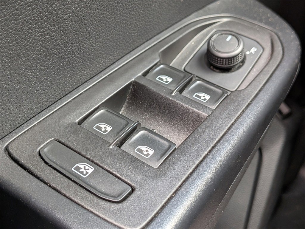 Used 2024 Volkswagen Taos S image 20