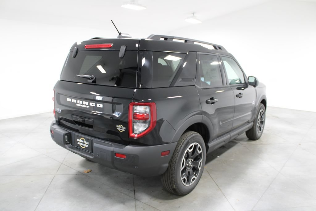 New 2025 Ford Bronco Sport Outer Banks w/ Outer Banks Tech Package+ AWD/4WD image 8