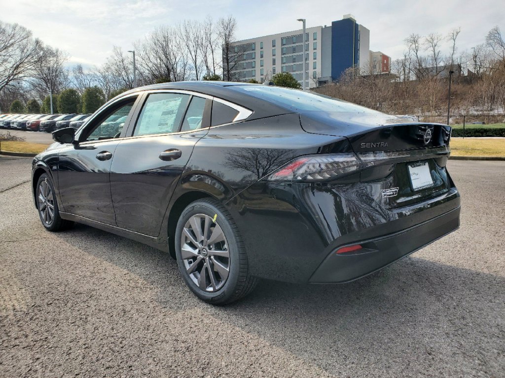 New 2026 Nissan Sentra SL w/ Floor Mat Package FWD image 3