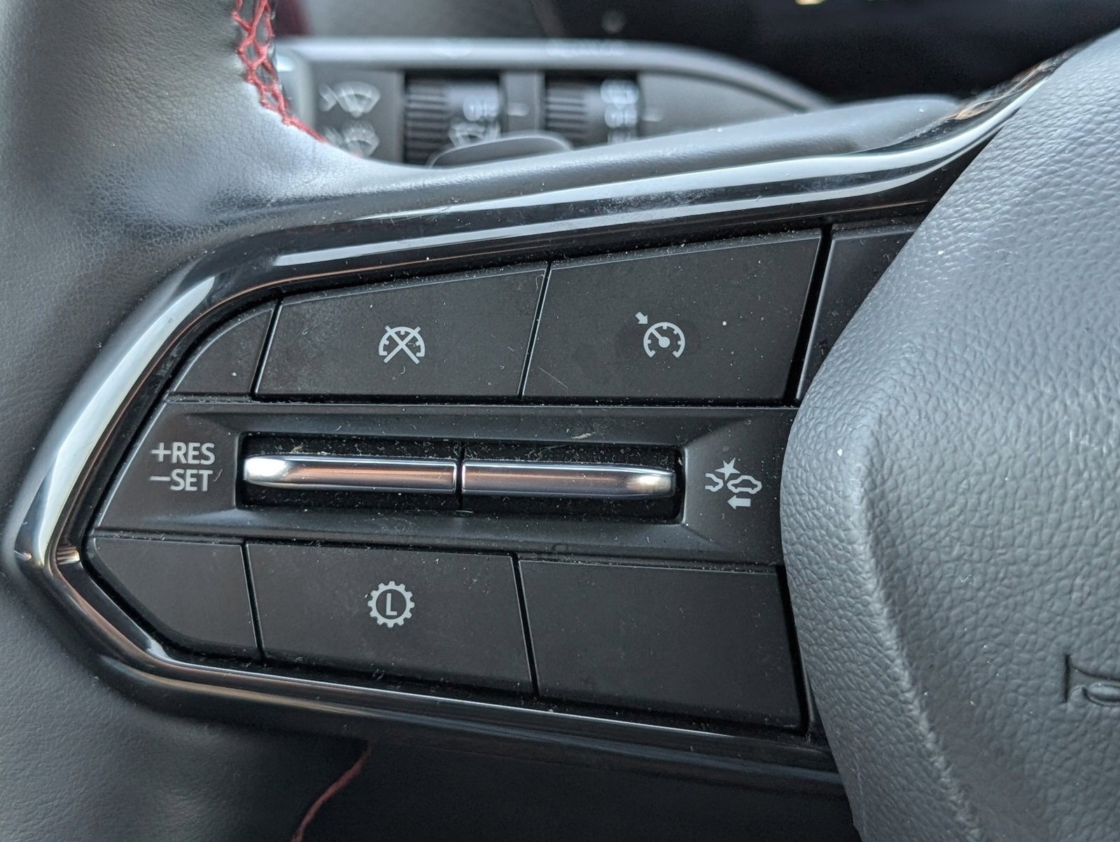 Certified 2025 Chevrolet Equinox RS image 13