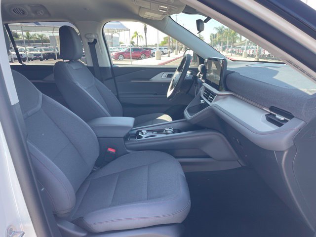 New 2026 Ford Explorer Active RWD image 26