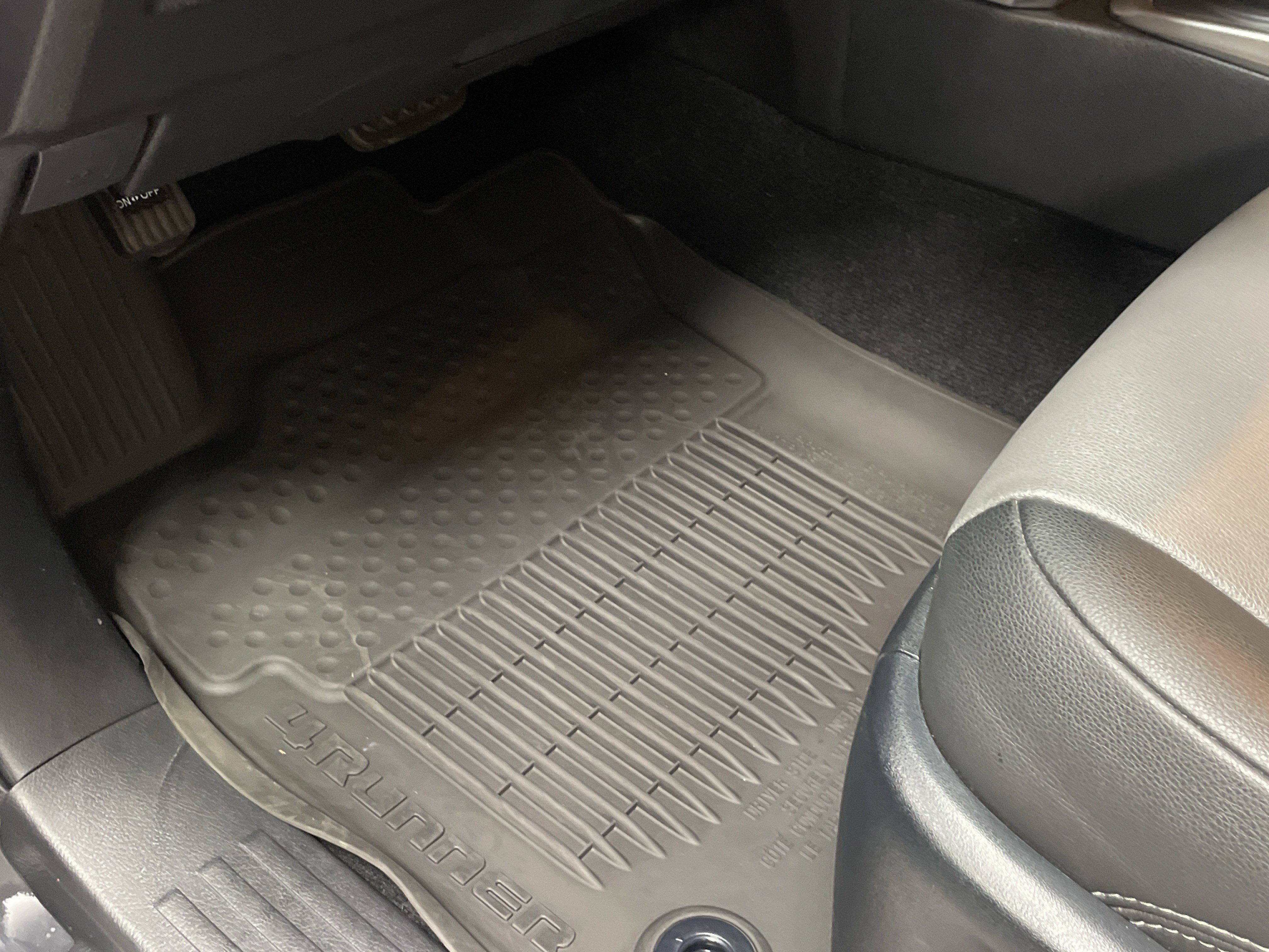 Certified 2024 Toyota 4Runner SR5 Premium image 17