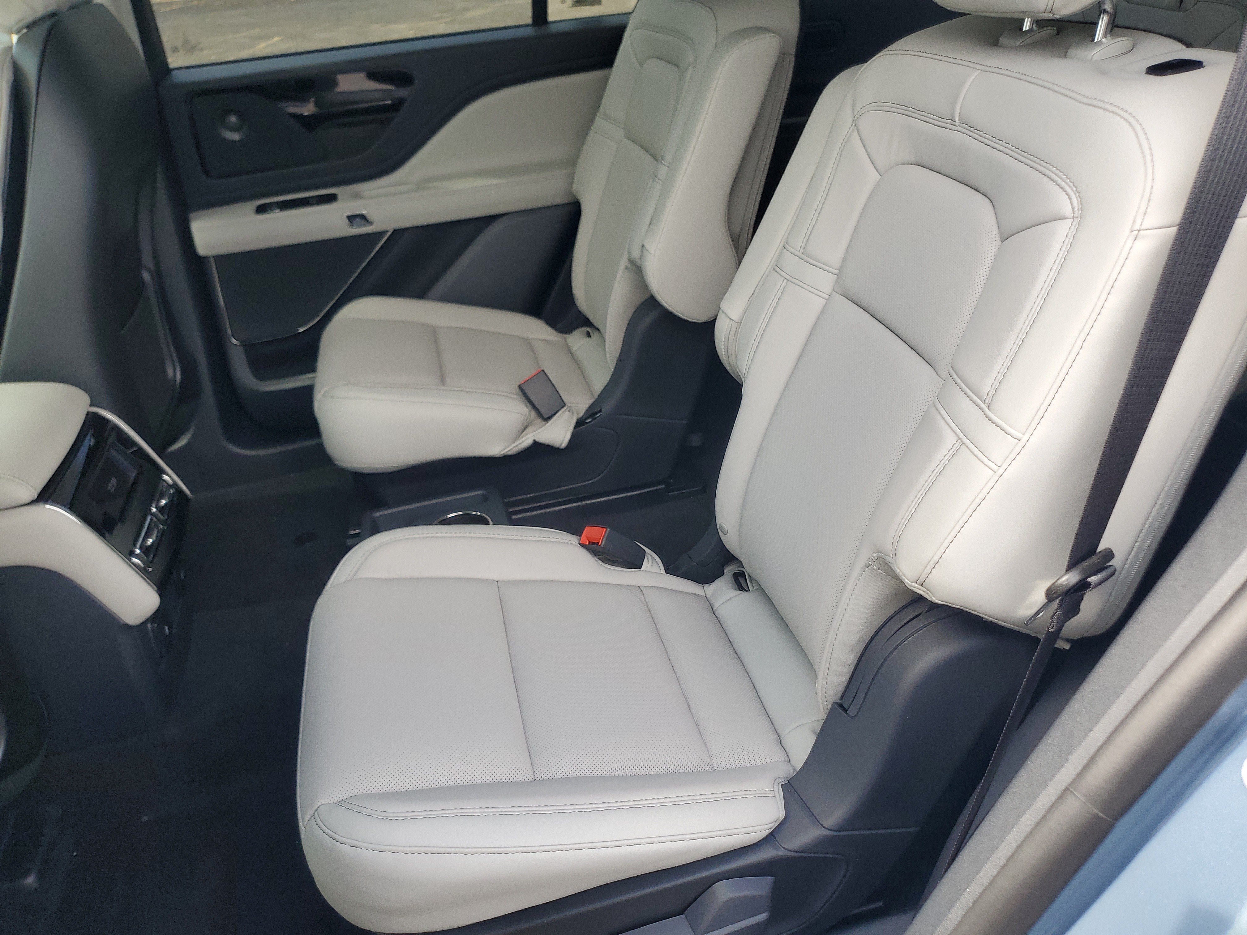 New 2027 Lincoln Aviator Reserve AWD/4WD image 27