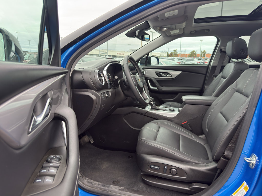Used 2024 Chevrolet Blazer LT w/ Midnight/Sport Edition image 11