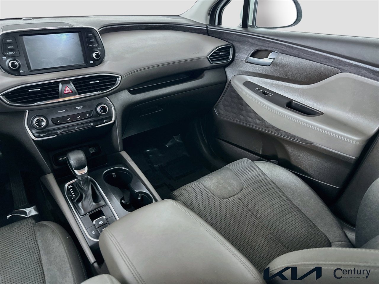 Used 2019 Hyundai Santa Fe SE FWD image 21