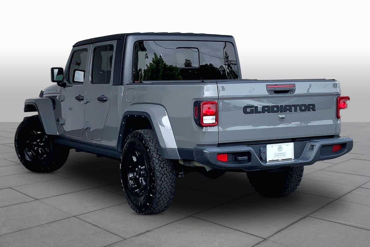 Used 2021 Jeep Gladiator Sport AWD/4WD image 12