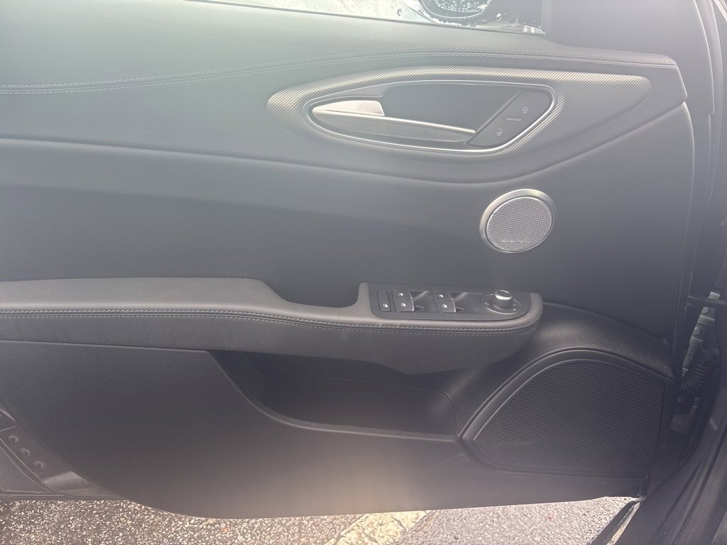 Used 2024 Alfa Romeo Giulia Ti image 13