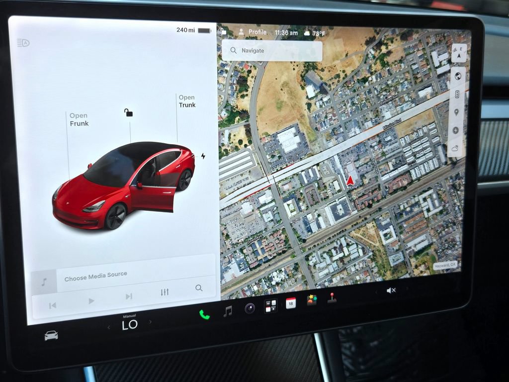 Used 2018 Tesla Model 3 Long Range RWD image 19