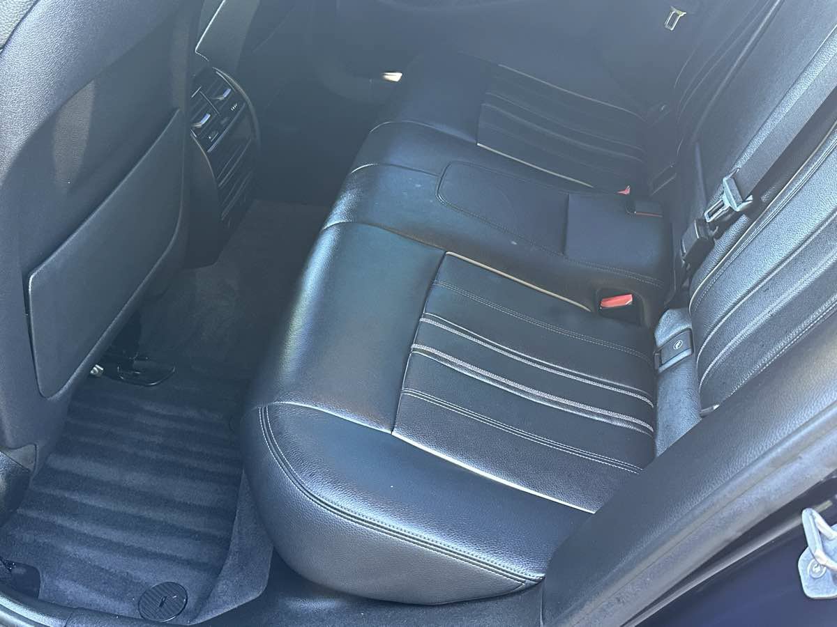Used 2019 BMW 540i xDrive AWD/4WD image 14