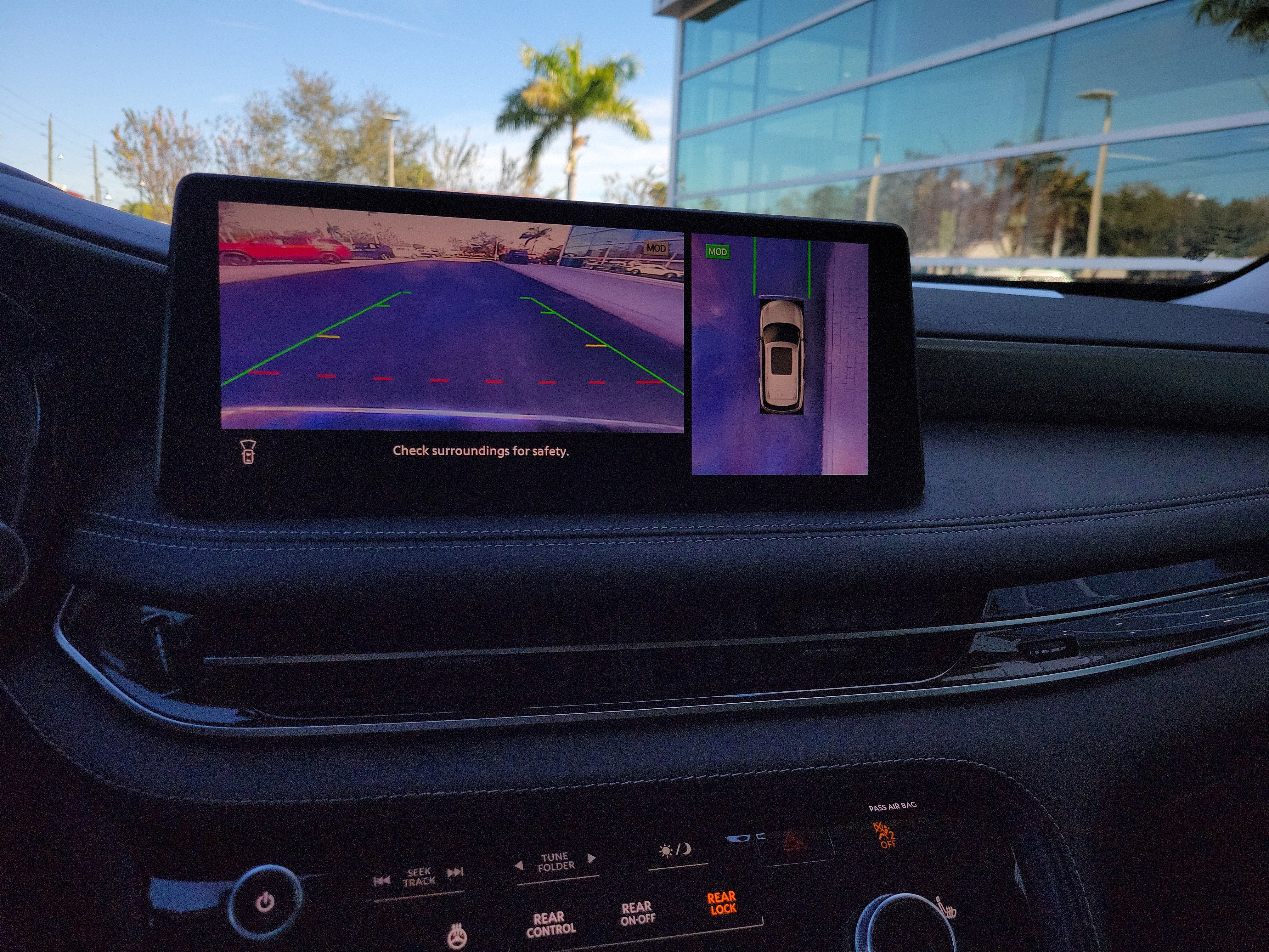 Certified 2023 INFINITI QX60 Luxe w/ Cargo Package image 24