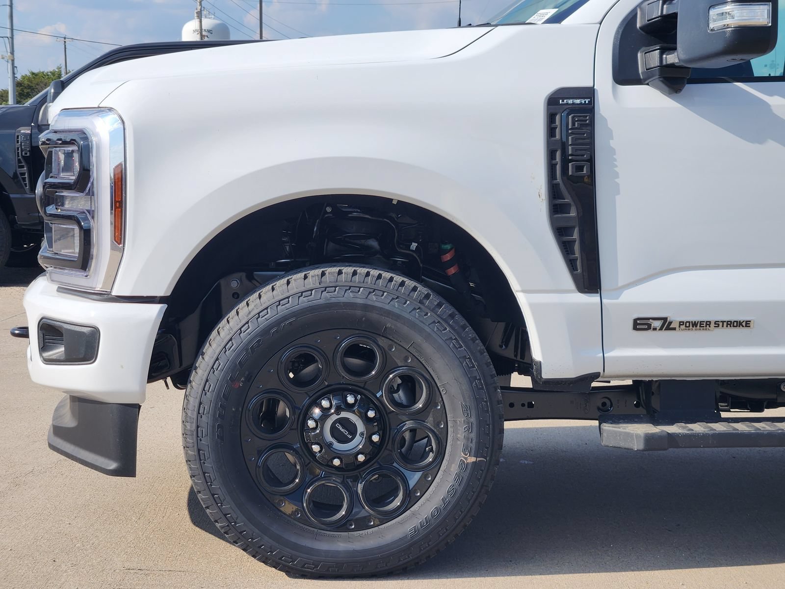 New 2026 Ford F250 Lariat w/ Black Appearance Package AWD/4WD image 9