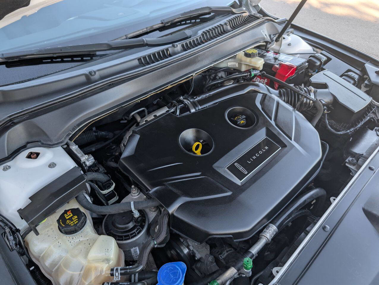 Used 2018 Lincoln MKZ Premiere image 27