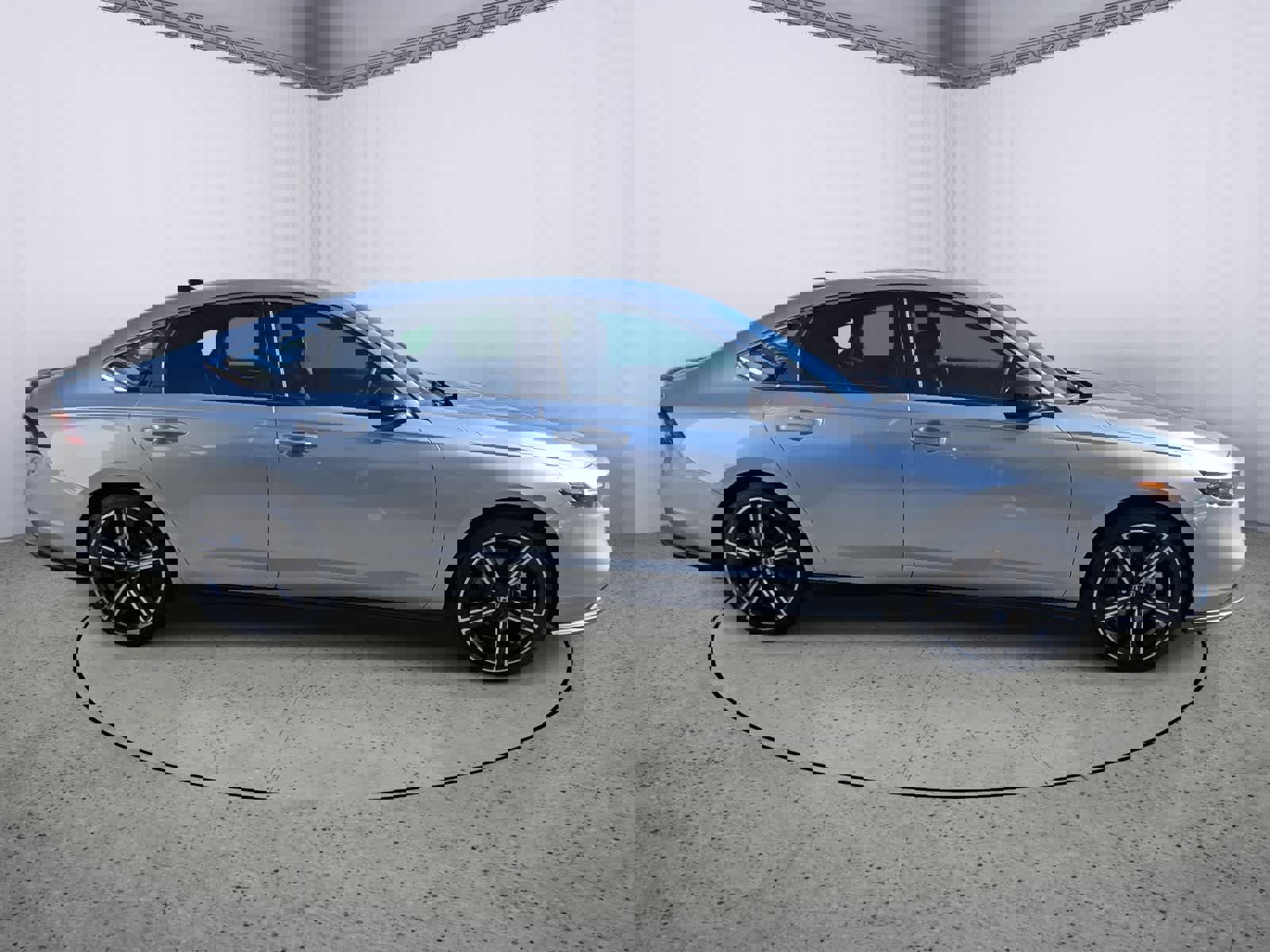 Certified 2025 Honda Accord Sport image 2