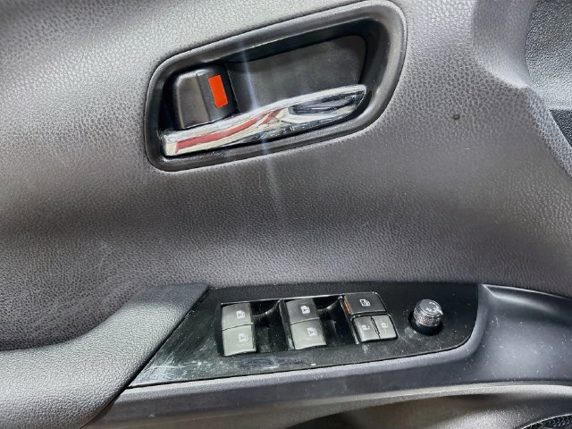 Used 2017 Toyota Prius Two FWD image 17
