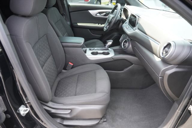 Used 2022 Chevrolet Blazer LT FWD image 18