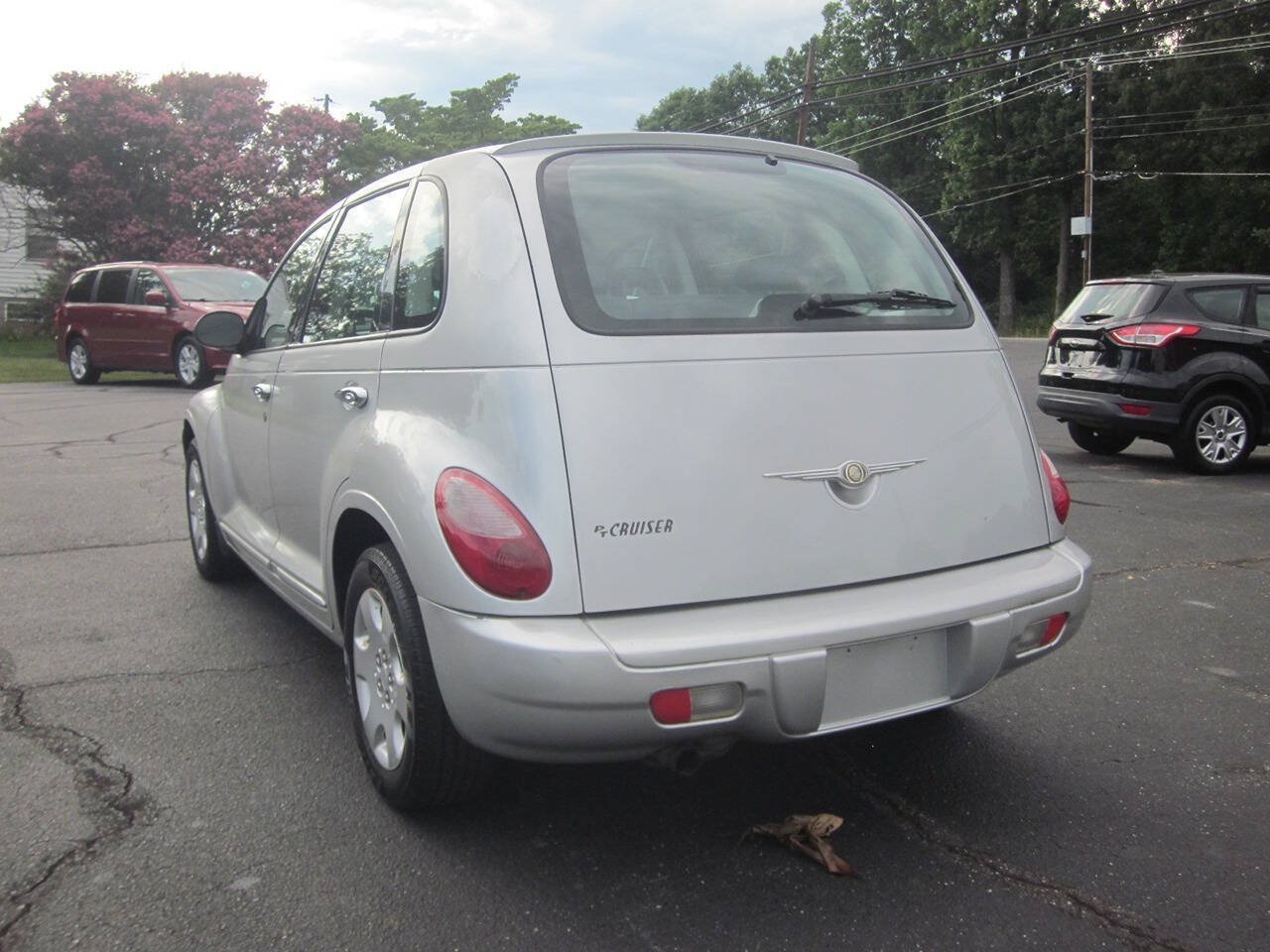 Used 2008 Chrysler PT Cruiser FWD image 28