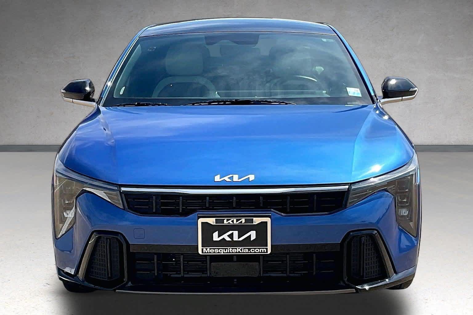 Certified 2025 Kia K4 GT-Line w/ GT-Line Premium Package FWD image 6