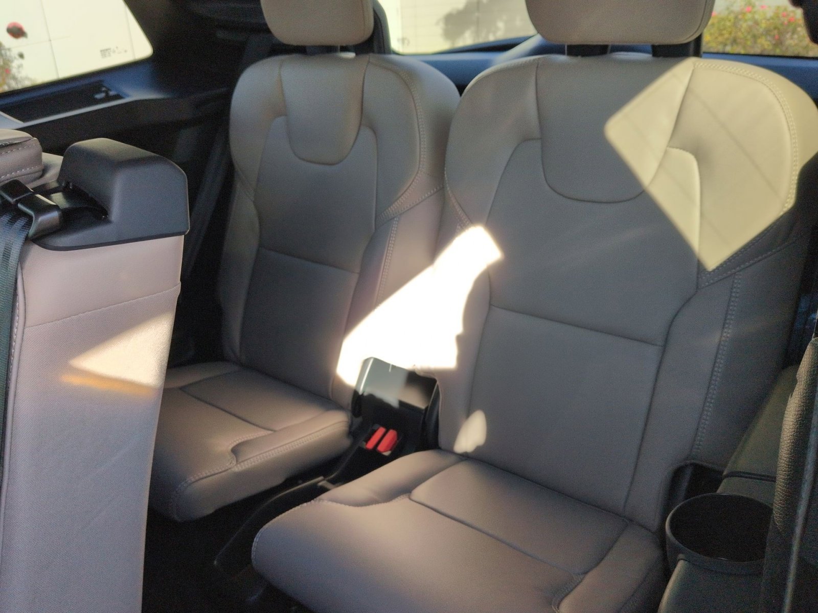 New 2026 Volvo XC90 B6 Ultra w/ Protection Package Premier image 26