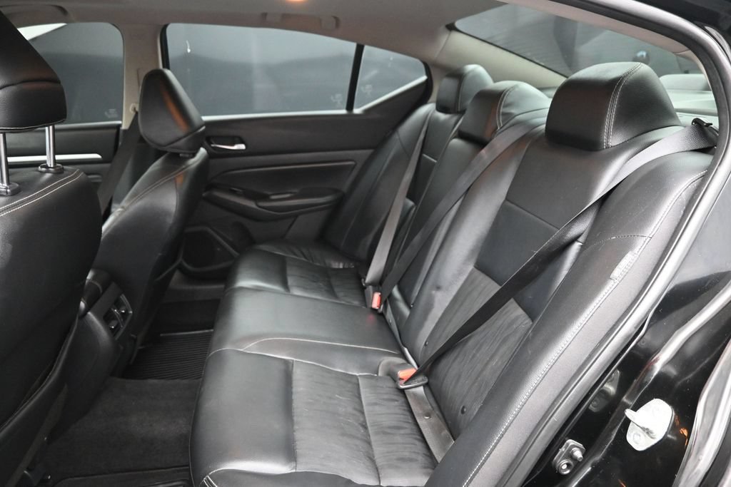 Used 2020 Nissan Altima 2.5 SL FWD image 25