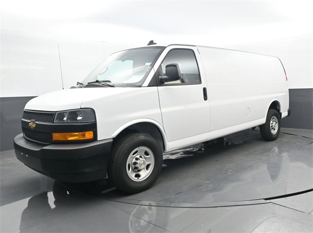 Used 2023 Chevrolet Express 2500 Extended image 18