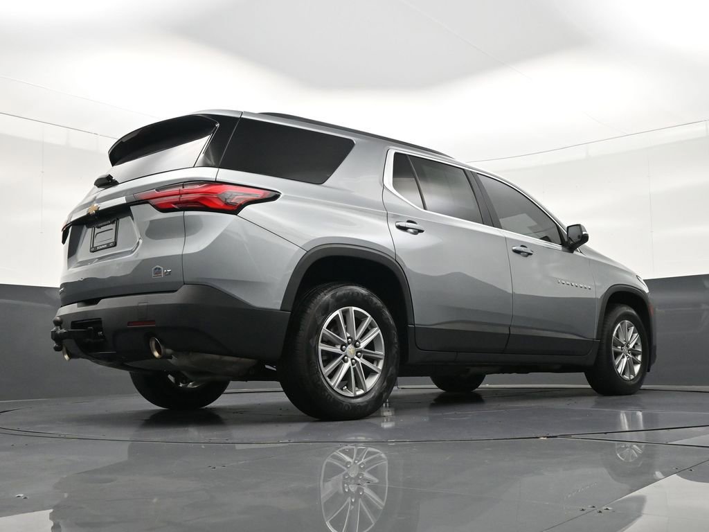 Used 2023 Chevrolet Traverse LT image 29