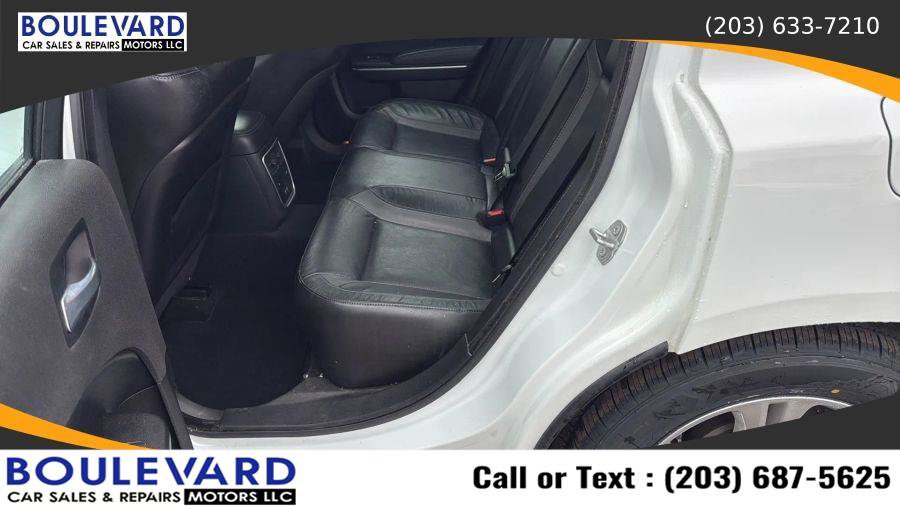 Used 2022 Dodge Charger SXT w/ Leather Interior Group RWD image 29