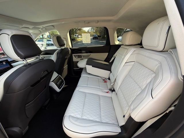 New 2026 Lincoln Nautilus Black Label image 12