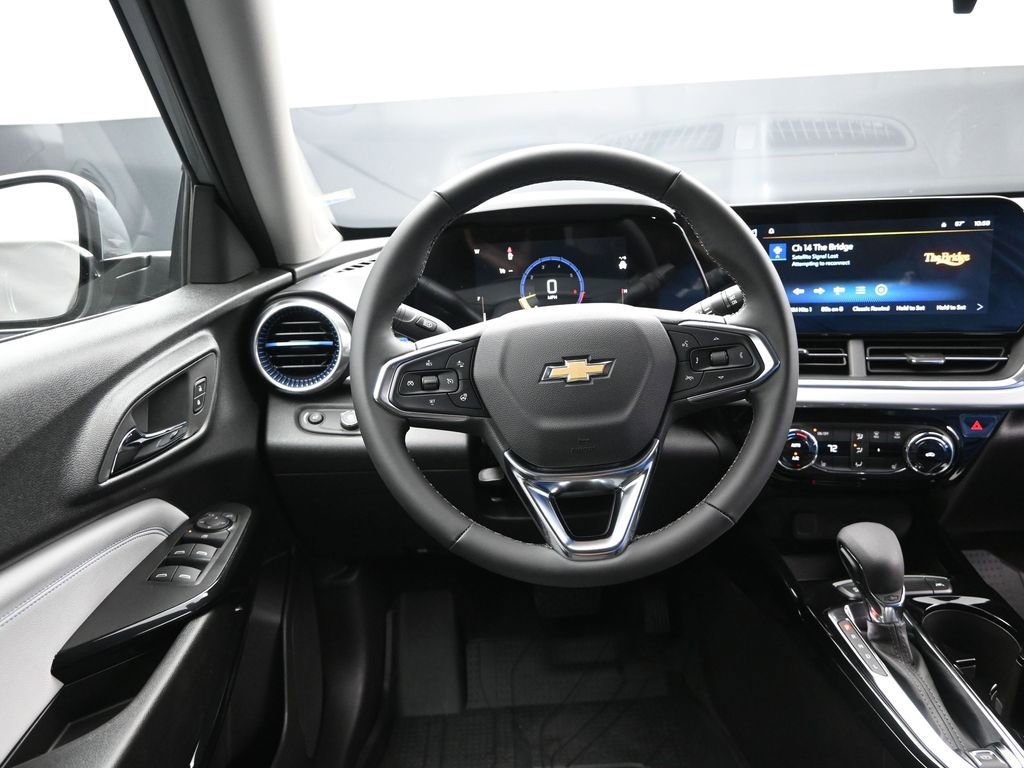 Used 2023 Toyota Camry SE image 29