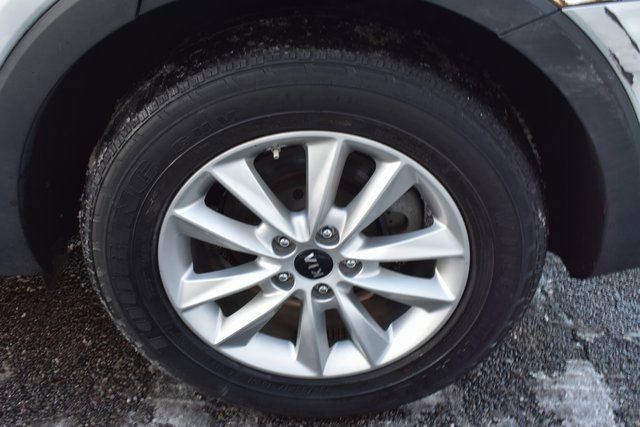 Used 2019 Kia Sorento LX image 43