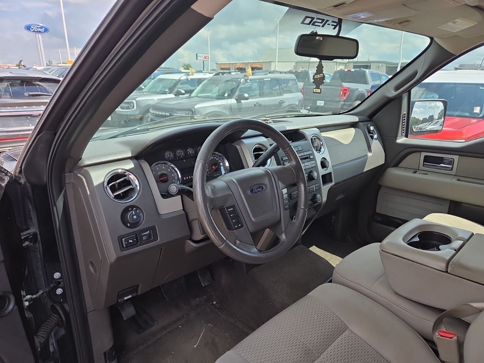 Used 2010 Ford F150 XLT AWD/4WD image 10