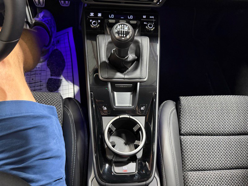 Used 2024 Porsche 911 Carrera T image 48