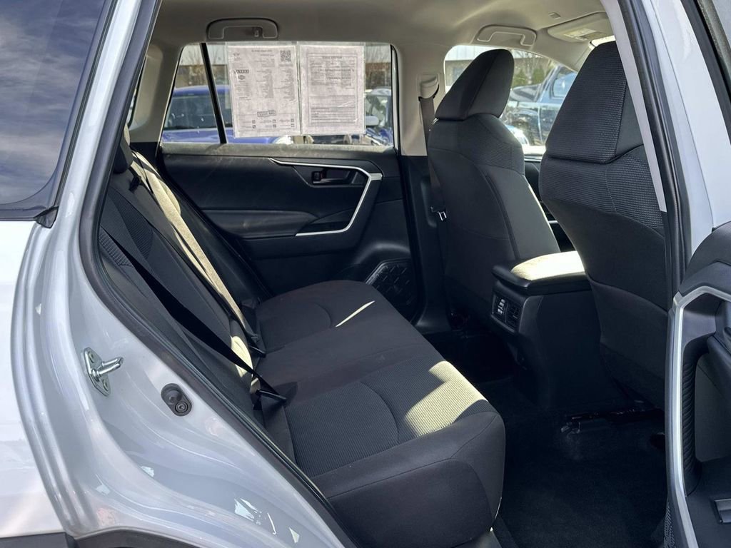 Used 2025 Toyota RAV4 LE image 26