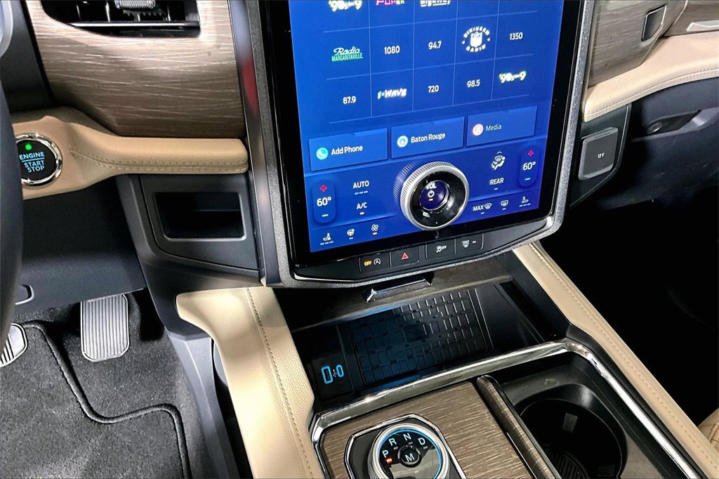 Used 2024 Ford Expedition Limited image 25