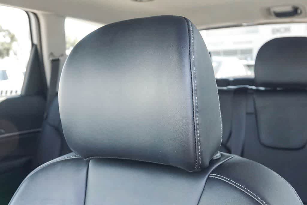 Certified 2024 Kia Telluride LX FWD image 24